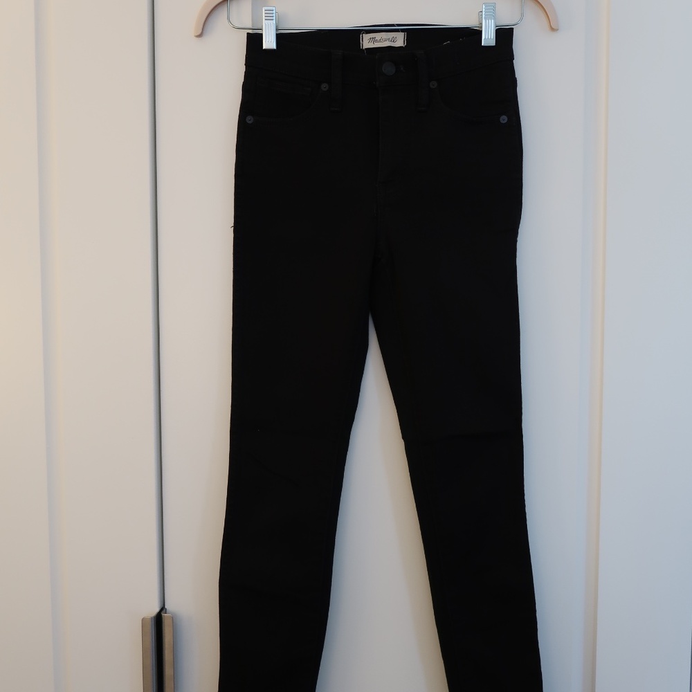 10" High-Rise Skinny Jeans in Carbondale Wash
